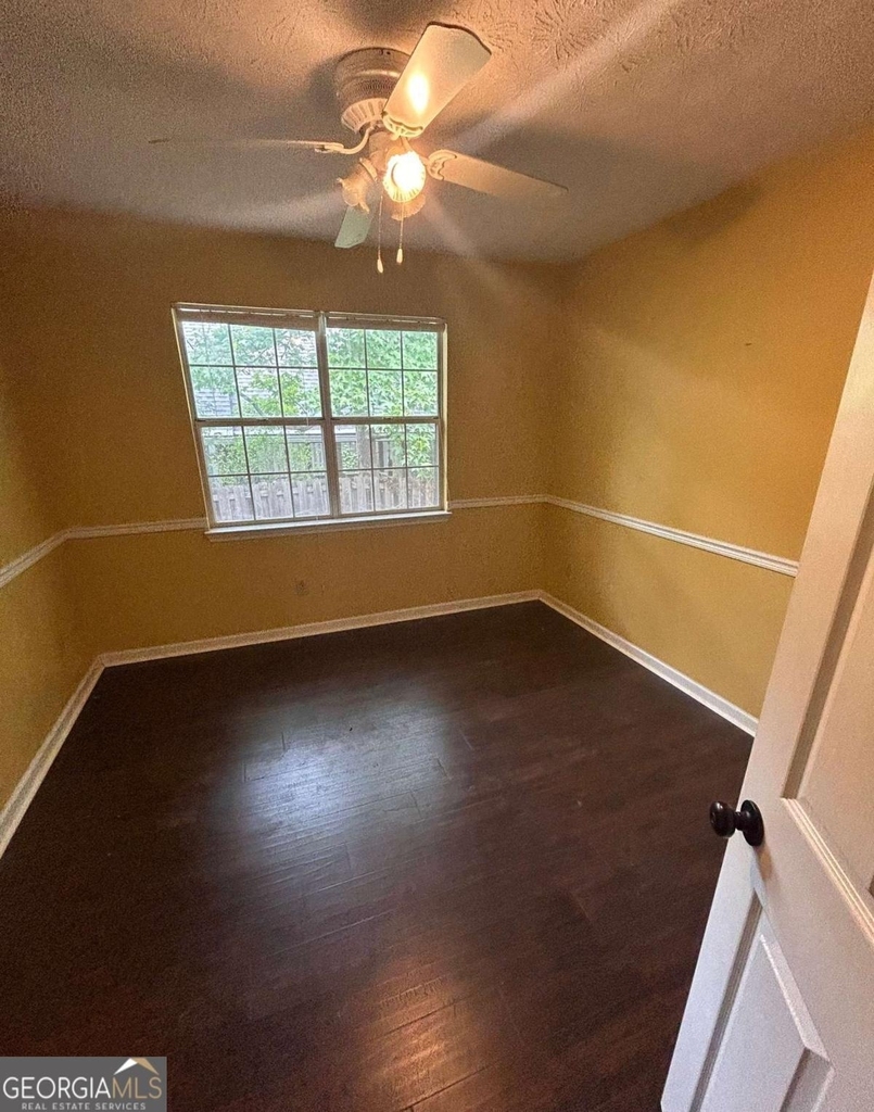 1089 Ashbury Drive - Photo 6