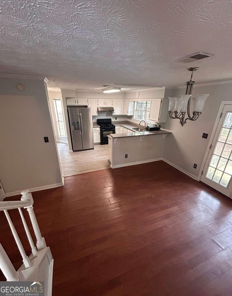 1089 Ashbury Drive - Photo 3
