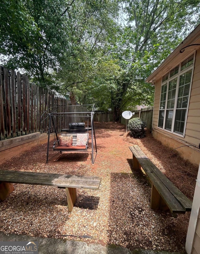 1089 Ashbury Drive - Photo 11