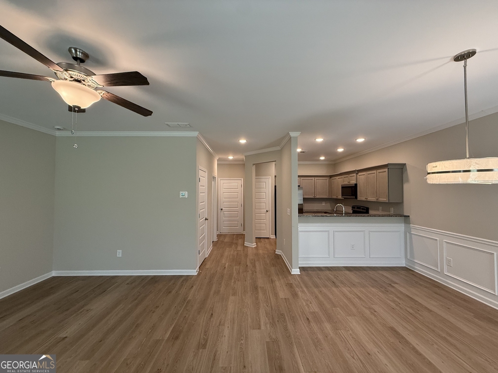 228 Eva Way - Photo 3