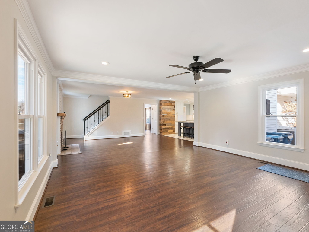 3965 Hamilton View Way - Photo 17