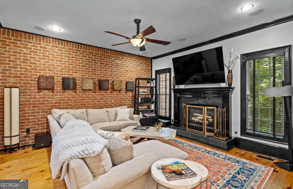 5512 Glenridge Drive - Photo 11