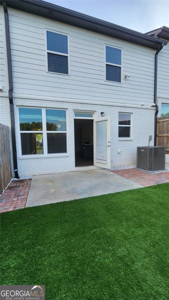 300 Auburn Valley Way - Photo 32