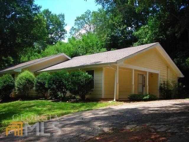 756a Happy Hollow Road - Photo 0