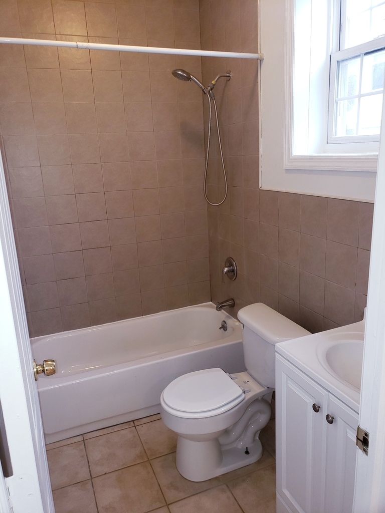 138-15 82nd Drive - Photo 11