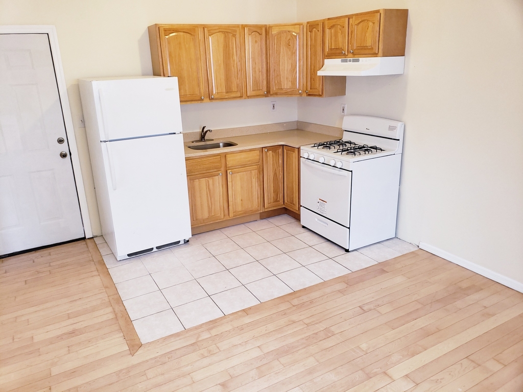 138-15 82nd Drive - Photo 5