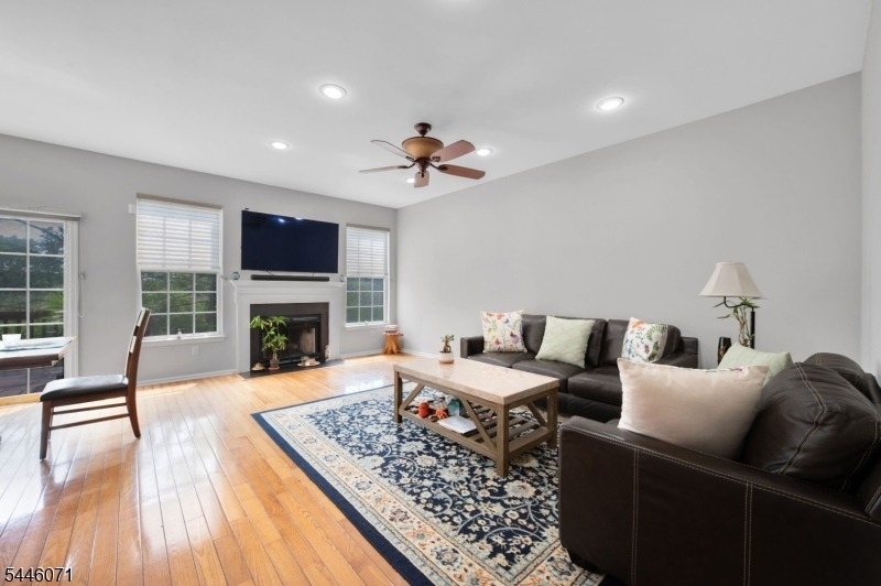 19 Gordon Cir - Photo 6