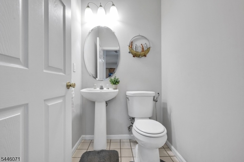 19 Gordon Cir - Photo 12