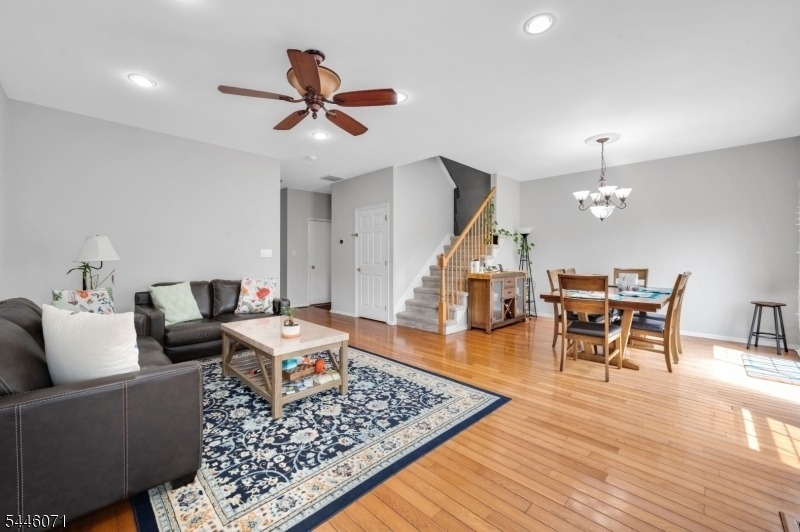 19 Gordon Cir - Photo 10