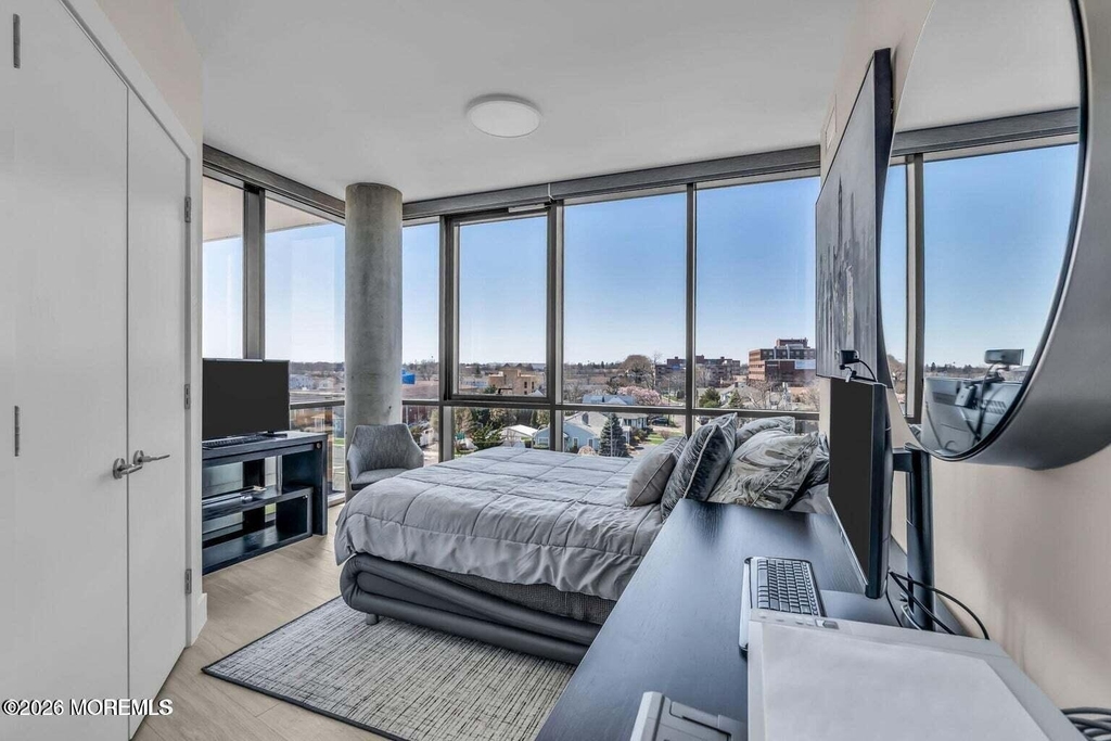 350 Ocean Avenue - Photo 10
