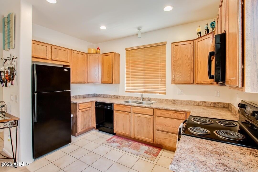 3317 E Loma Vista Street - Photo 4
