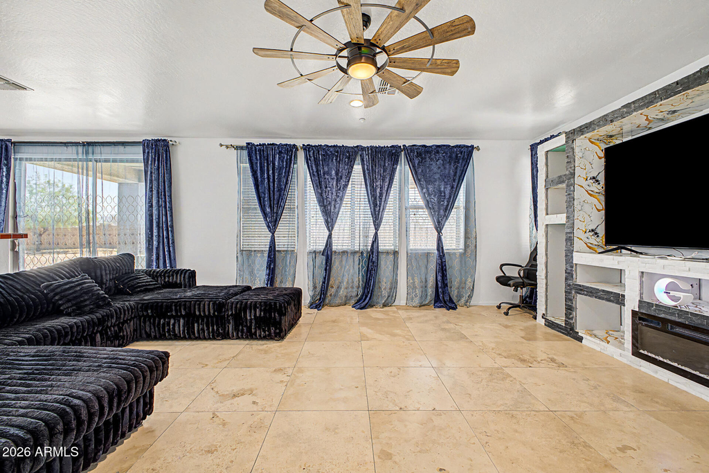 29601 W Columbus Avenue - Photo 6