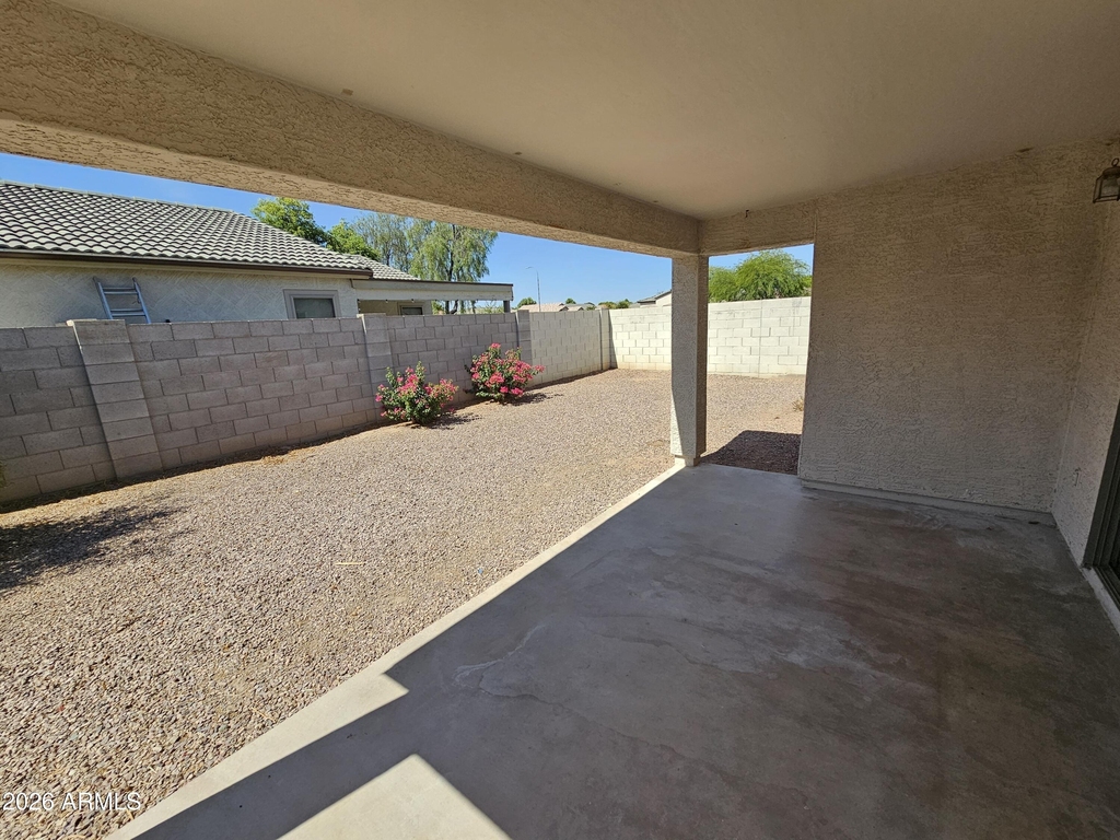 10809 W Edgemont Avenue - Photo 6