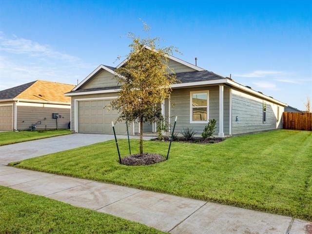 1621 Baugh Street - Photo 1