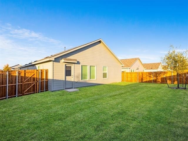 1621 Baugh Street - Photo 21