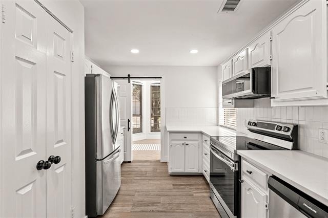 381 Arbor Lane - Photo 4