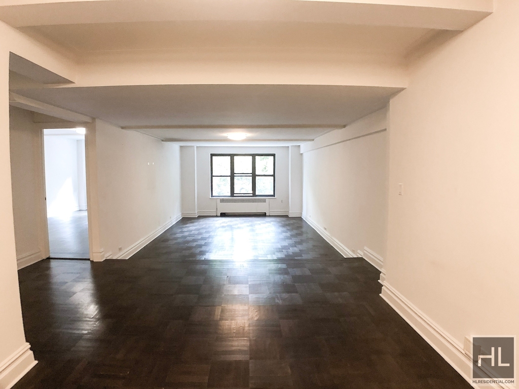 East 38 Street - Photo 0