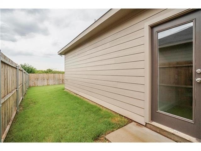 428 Canvas Court - Photo 10