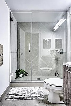 West 34th Street - Photo 4