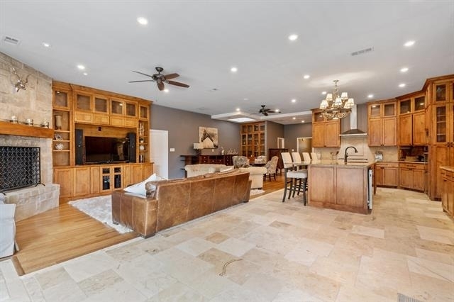 2413 Taylor Street - Photo 1
