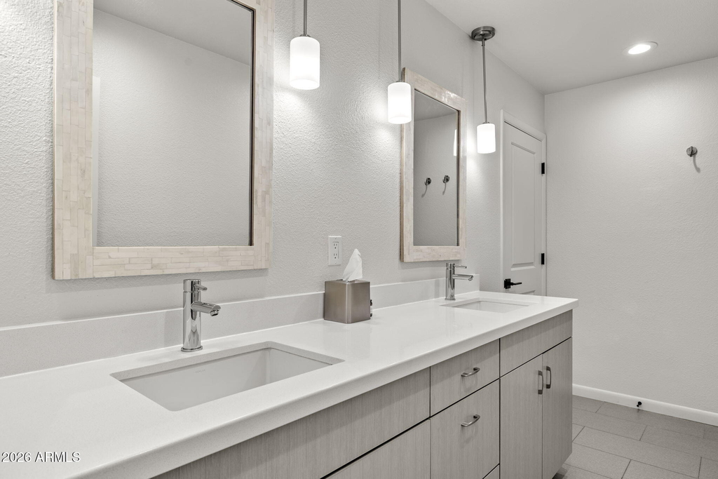 2601 E Sahuaro Drive - Photo 15