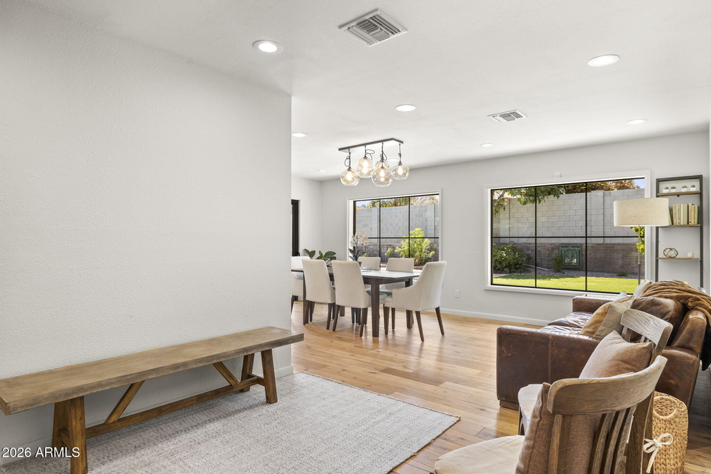 2601 E Sahuaro Drive - Photo 3