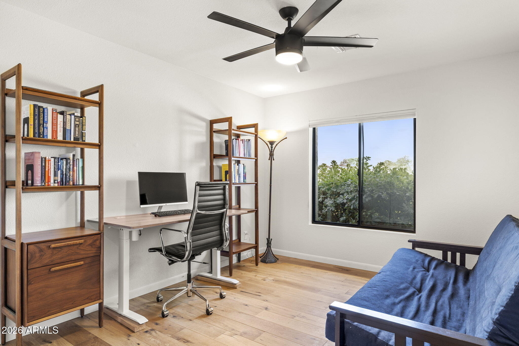 2601 E Sahuaro Drive - Photo 16