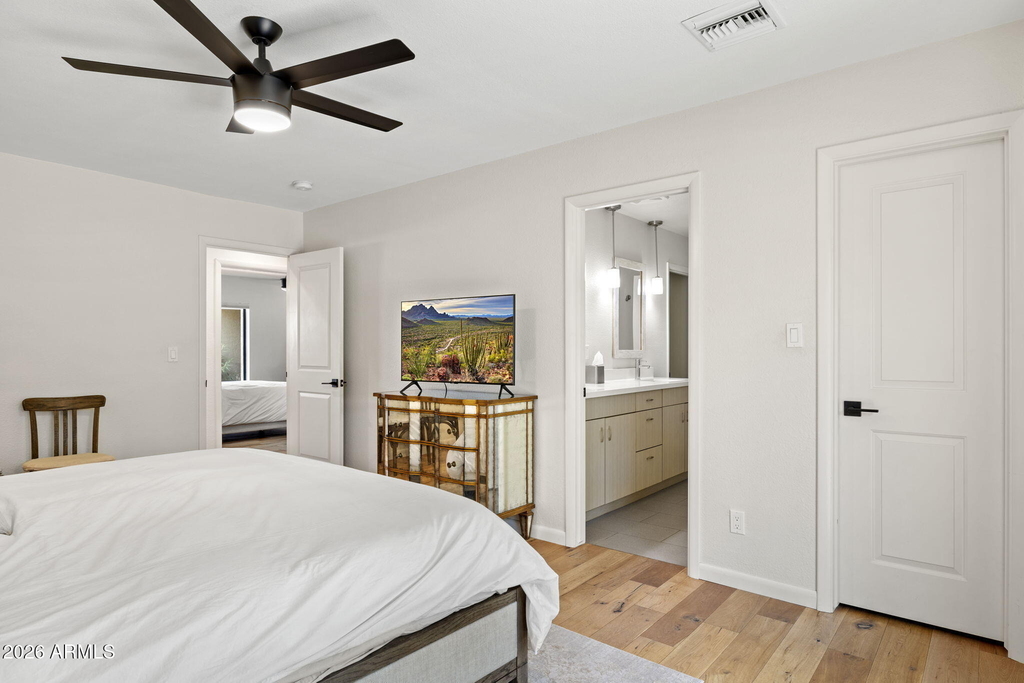 2601 E Sahuaro Drive - Photo 14