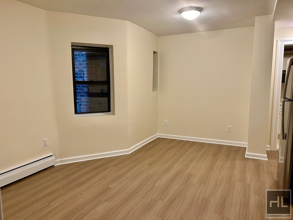 East 84 Street - Photo 2
