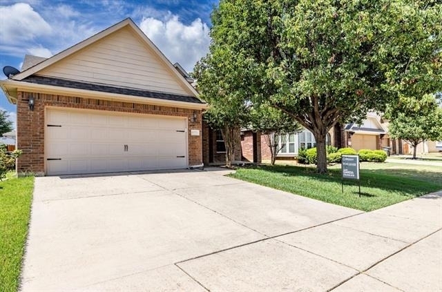 4333 Summersweet Lane - Photo 1
