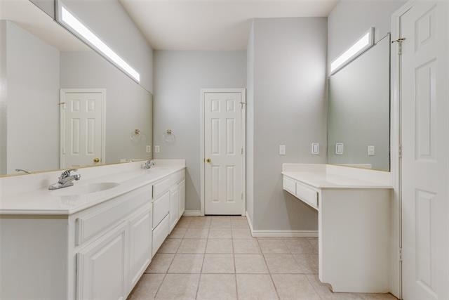 739 Harbour Town Drive - Photo 14
