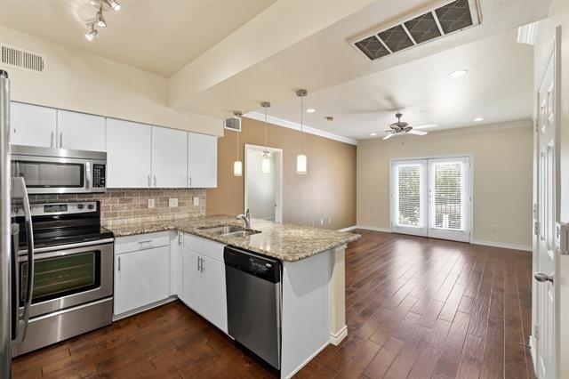3102 Kings Road - Photo 6