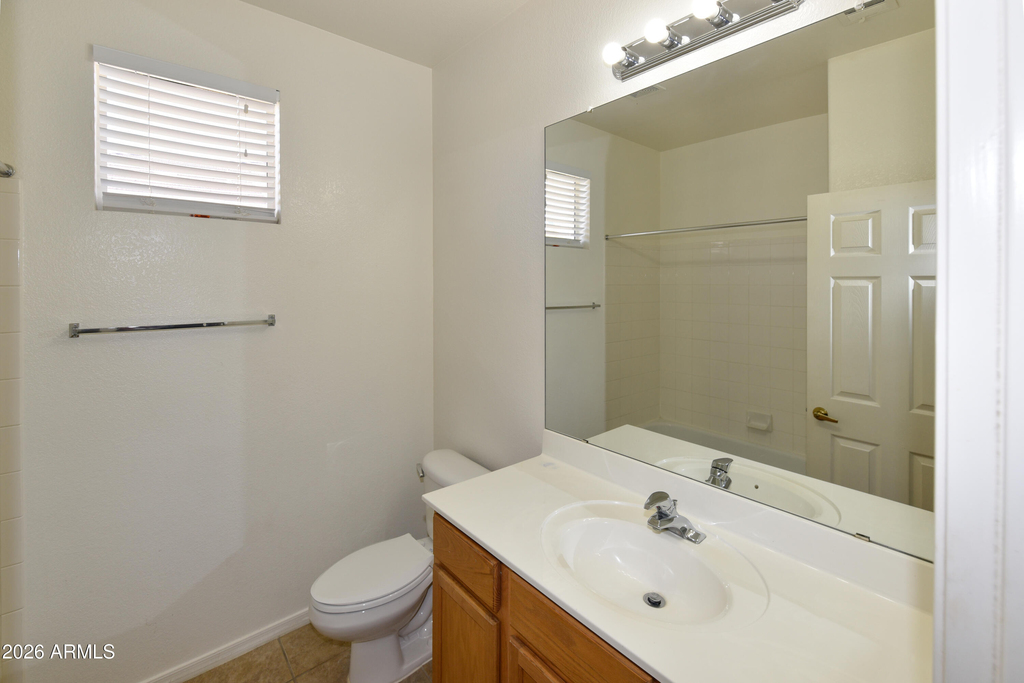 1335 E June Street - Photo 23