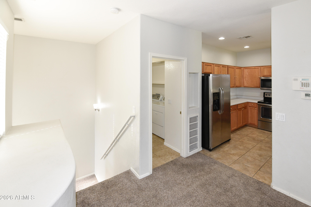1335 E June Street - Photo 29