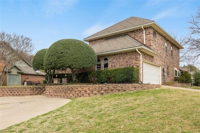 1201 Findlay Drive - Photo 1