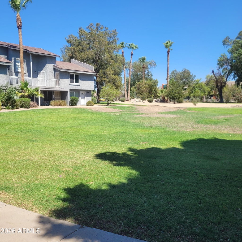 19601 N 7th Street - Photo 3