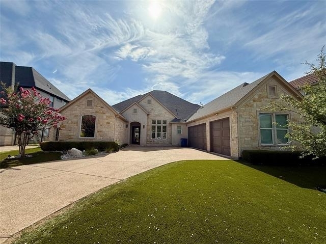 1136 Tealwood Court - Photo 0
