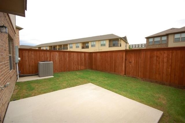 6604 Rutherford Road - Photo 11
