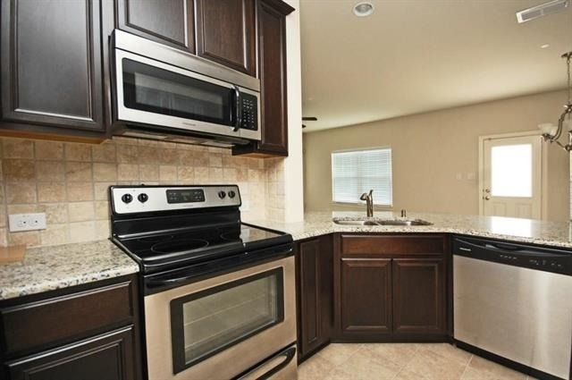 6604 Rutherford Road - Photo 3