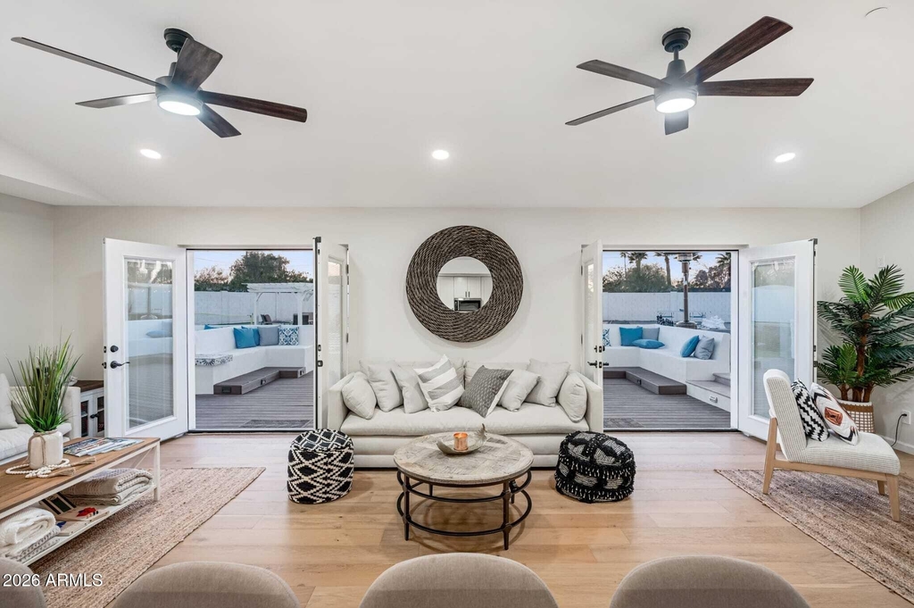 12216 N 65th Street - Photo 3
