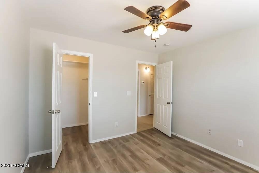 401 E Fremont Dr, Drive - Photo 5