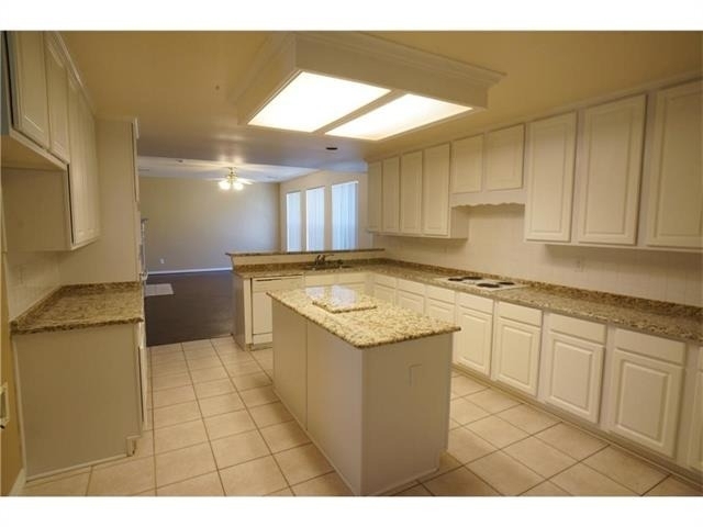 4425 Cedar Valley Drive - Photo 3