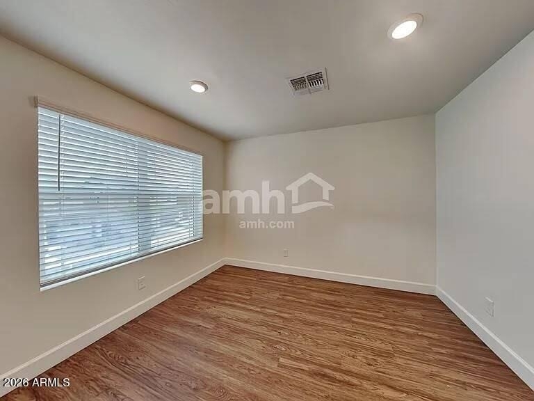 678 W Laredo Avenue - Photo 11