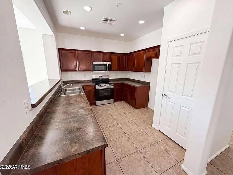 934 E Overlin Lane Drive - Photo 1