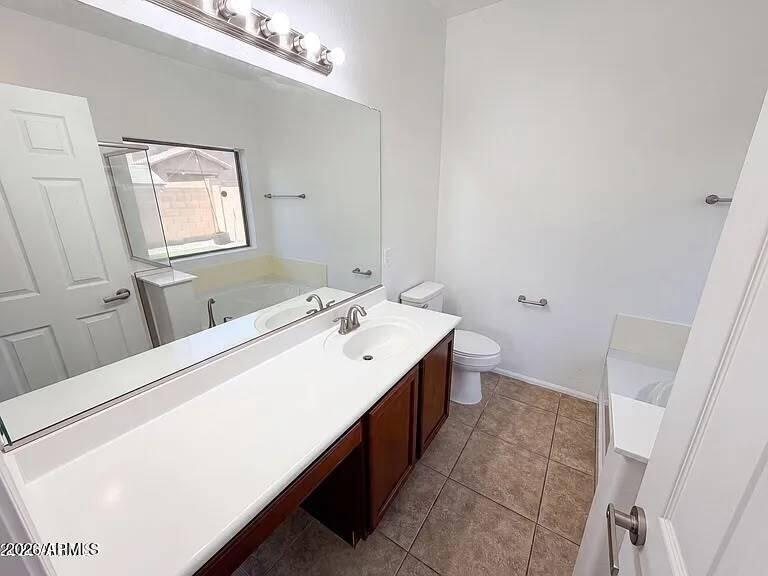 934 E Overlin Lane Drive - Photo 11
