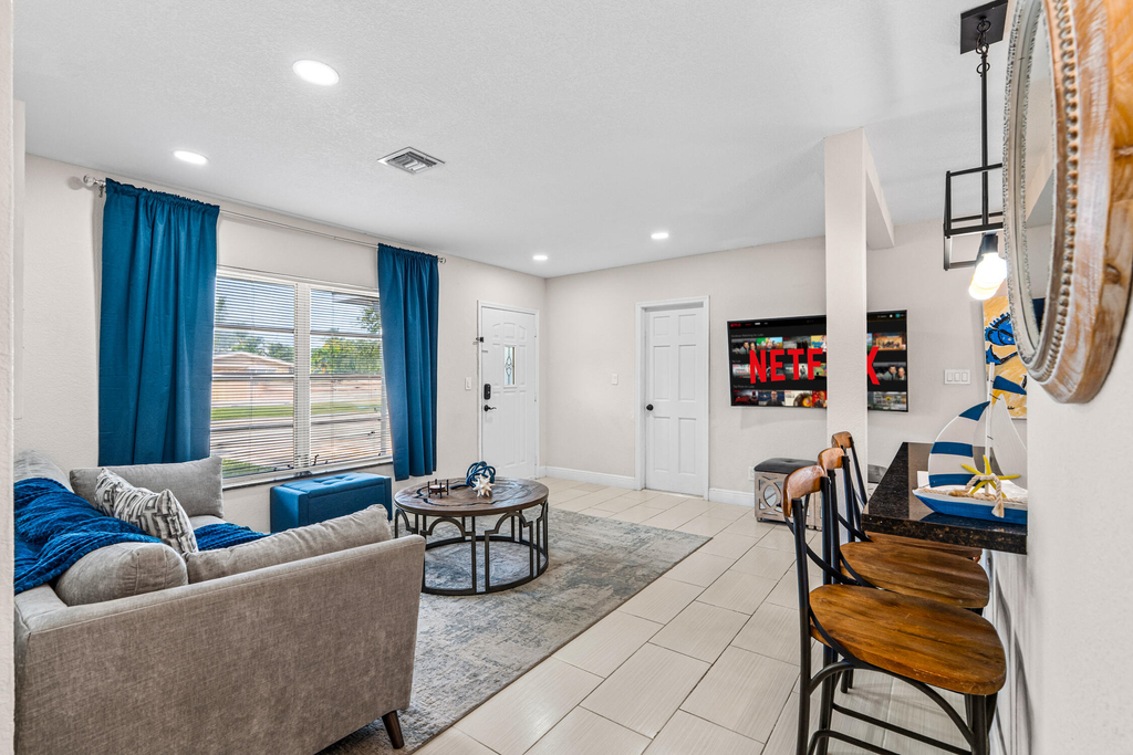 1508 Ne 15th Avenue - Photo 2