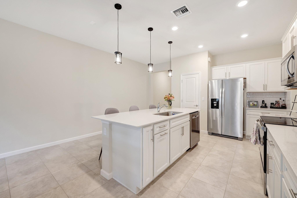 1807 Se Ocean Cove Way - Photo 5