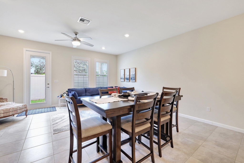 1807 Se Ocean Cove Way - Photo 9