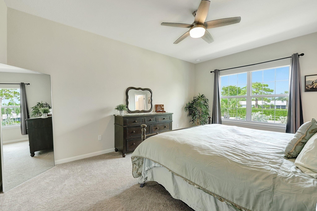 1807 Se Ocean Cove Way - Photo 18