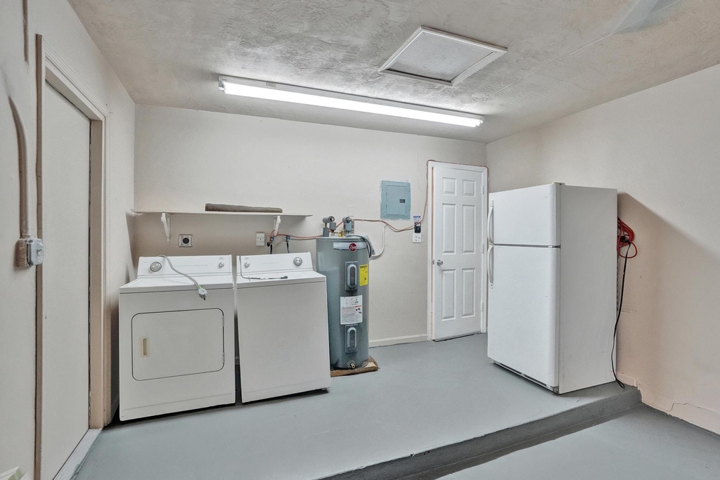 7010-7012 Nw 78th Avenue - Photo 34